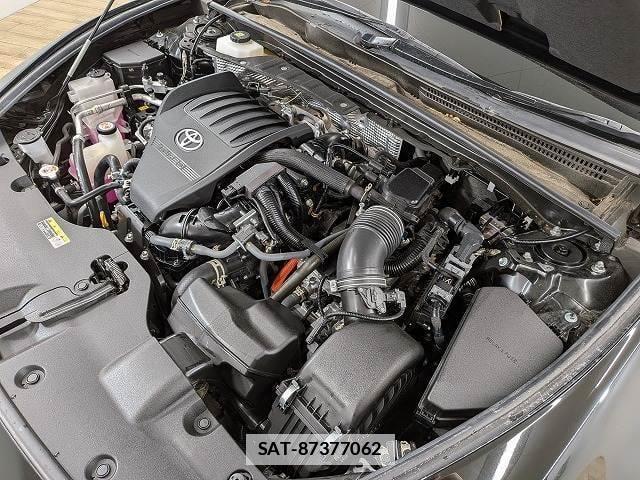 Toyota Crown Crossover 2022-11 7822722-17