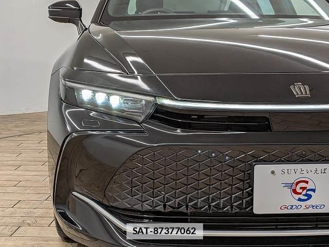 Toyota Crown Crossover 2022-11 7822722-18
