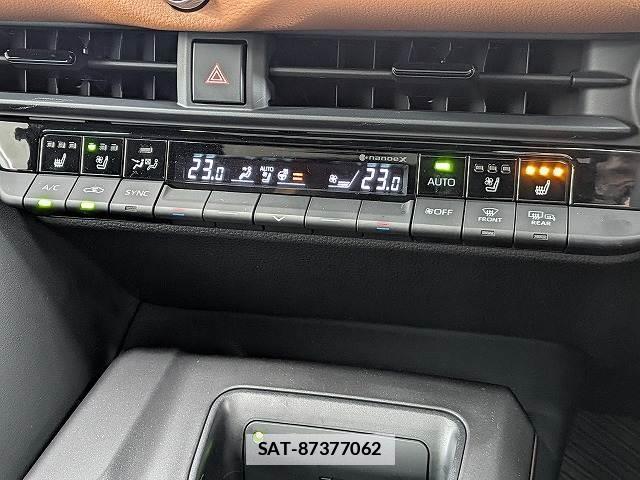 Toyota Crown Crossover 2022-11 7822722-9