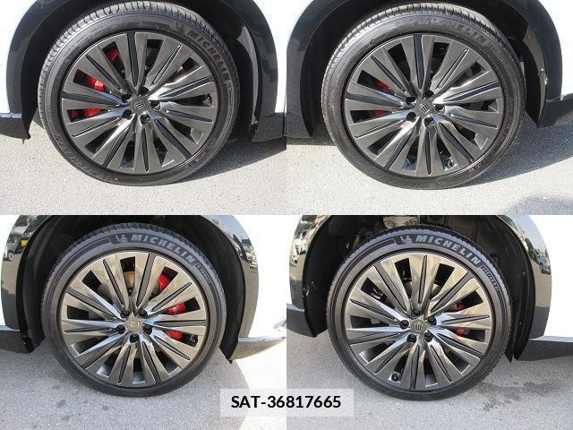 Toyota CROWN ESTATE 2025-09 7812451-18