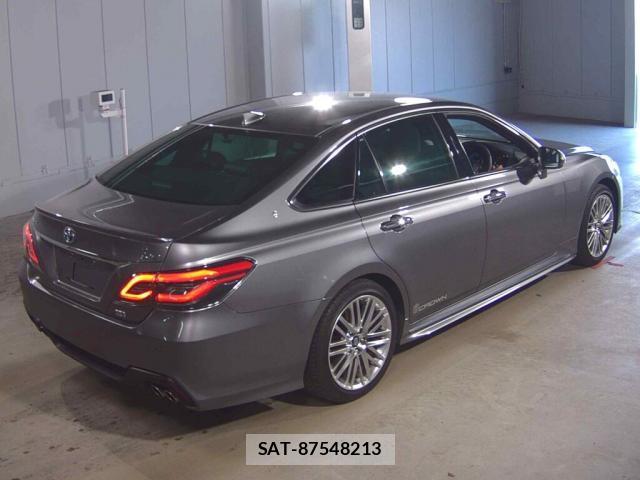 Toyota CROWN HYBRID 2021-05 7811320-4