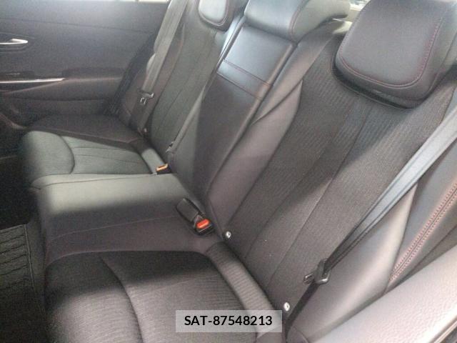 Toyota CROWN HYBRID 2021-05 7811320-5