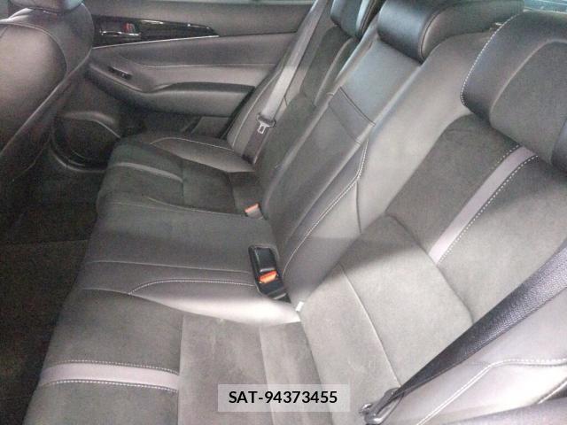 Toyota CROWN HYBRID 2017-10 7811781-3