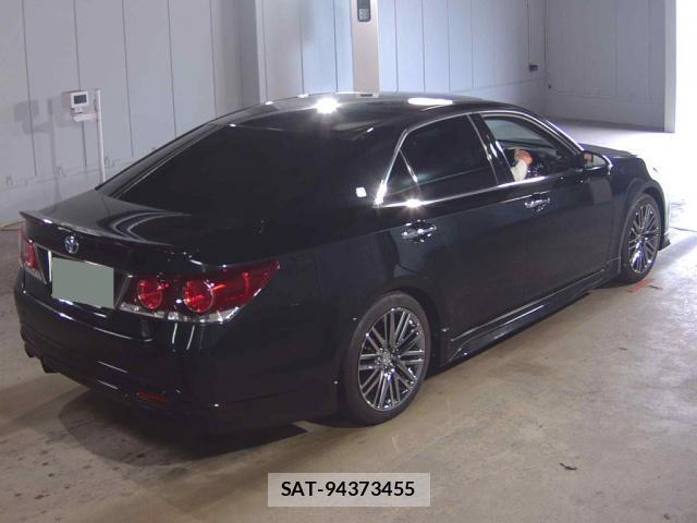 Toyota CROWN HYBRID 2017-10 7811781-4