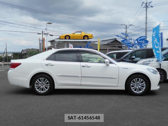 Toyota CROWN HYBRID 2015-05 7812055-3