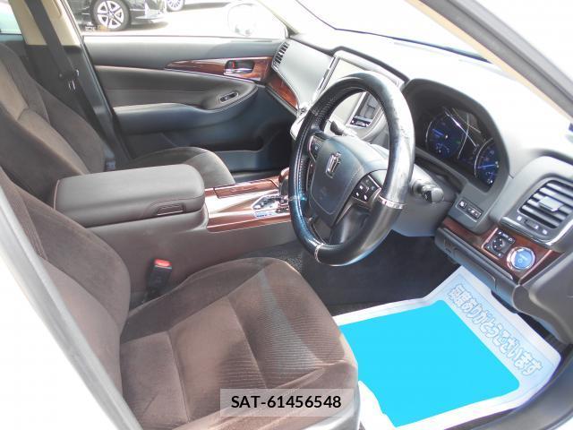 Toyota CROWN HYBRID 2015-05 7812055-6