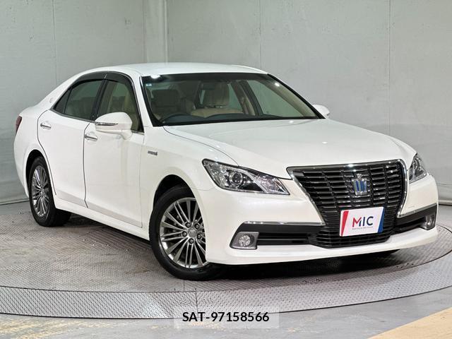 Toyota CROWN HYBRID 2013-07 7812310-12