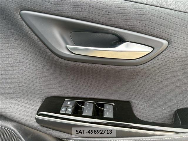 Toyota CROWN HYBRID 2018-10 7812394-17