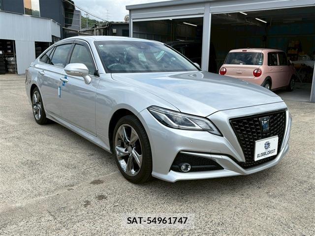 Toyota CROWN HYBRID 2022-05 7812396-7