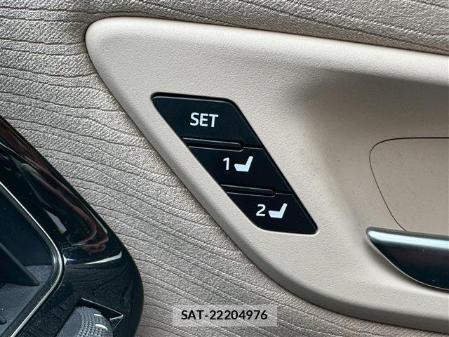 Toyota CROWN HYBRID 2018-06 7812398-18