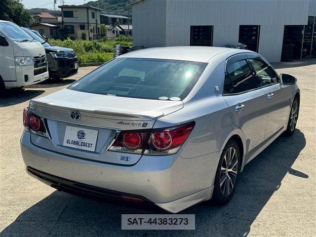 Toyota CROWN HYBRID 2017-09 7812400-13