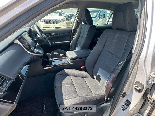 Toyota CROWN HYBRID 2017-09 7812400-4