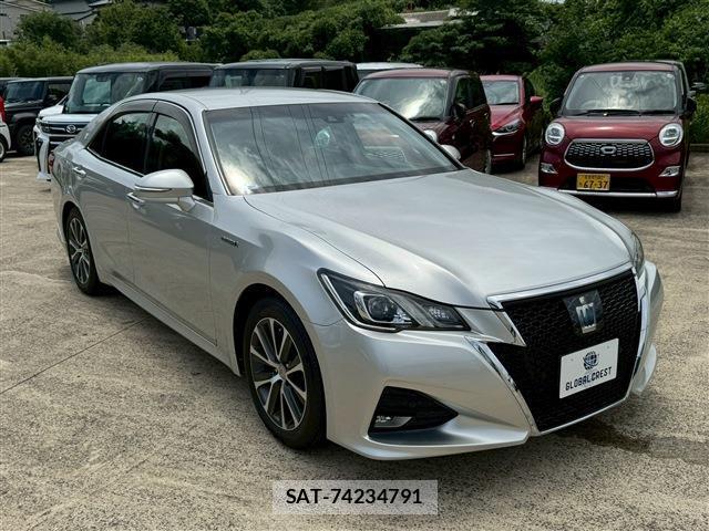 Toyota CROWN HYBRID 2017-05 7812404-7