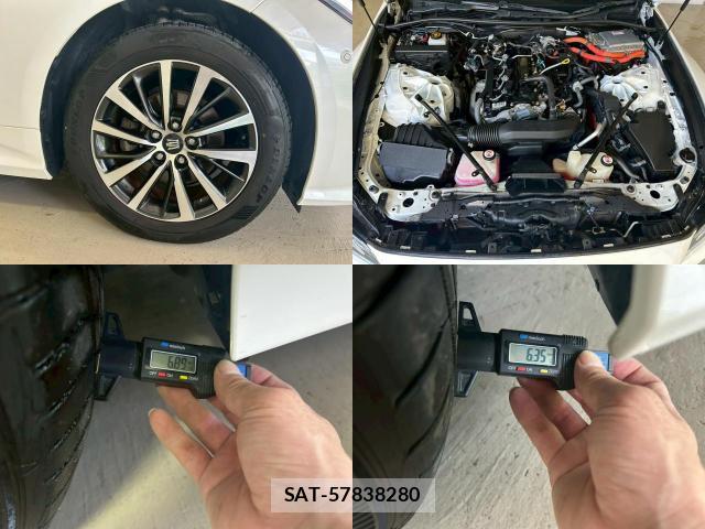 Toyota CROWN HYBRID 2018-06 7812535-3