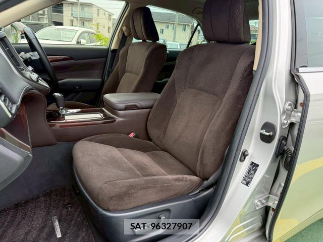 Toyota CROWN HYBRID 2013-05 7812678-12