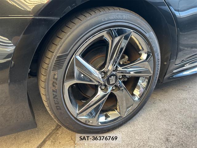 Toyota CROWN HYBRID 2019-02 7812788-19