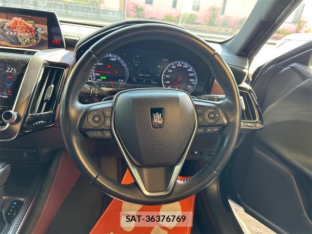 Toyota CROWN HYBRID 2019-02 7812788-2