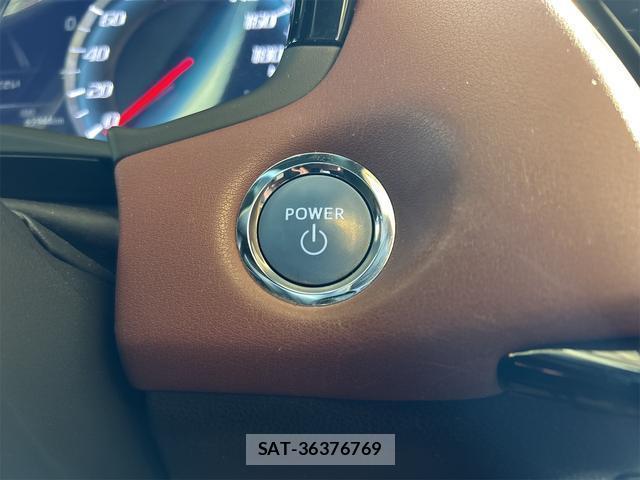 Toyota CROWN HYBRID 2019-02 7812788-9