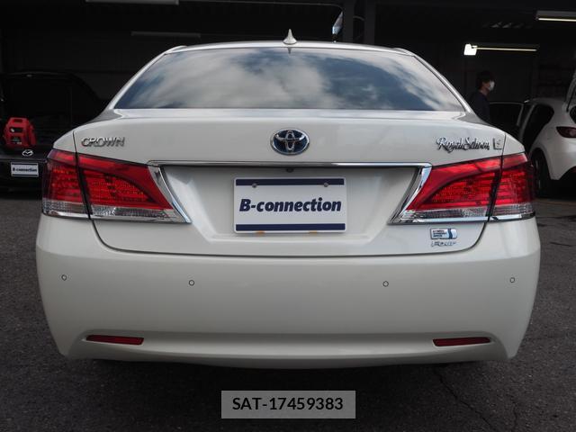 Toyota CROWN HYBRID 2015-11 7812904-4