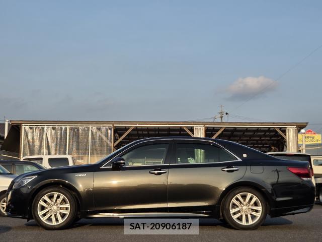 Toyota CROWN HYBRID 2014-02 7813125-10