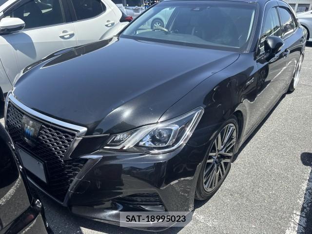 Toyota CROWN HYBRID 2017-04 7813445-0