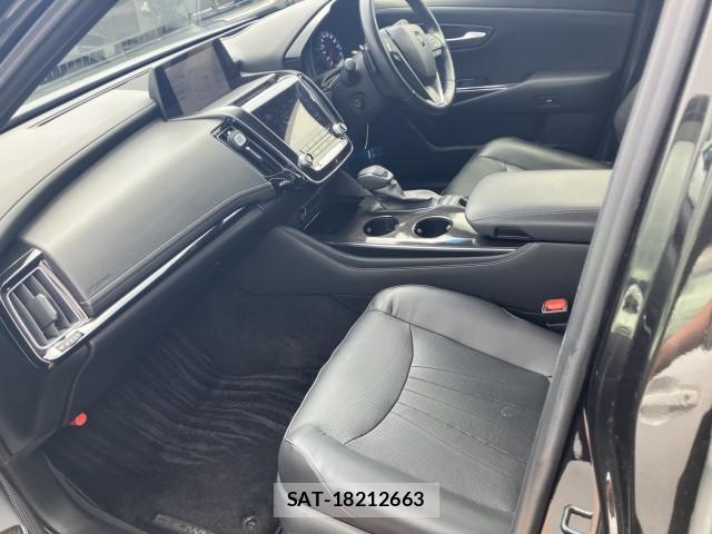 Toyota CROWN HYBRID 2020-08 7813466-7