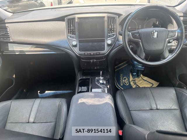 Toyota CROWN HYBRID 2015-10 7813526-6