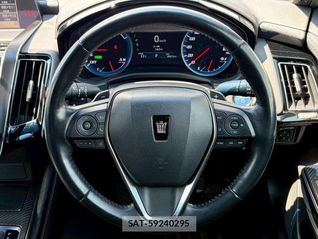 Toyota CROWN HYBRID 2019-01 7814841-10