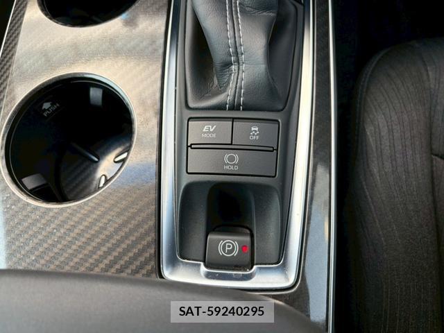 Toyota CROWN HYBRID 2019-01 7814841-17
