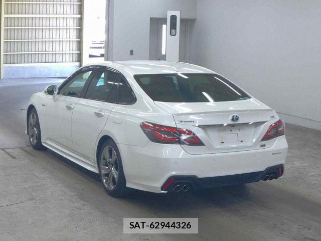 Toyota CROWN HYBRID 2019-08 7814963-1