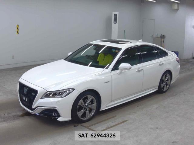 Toyota CROWN HYBRID 2019-08 7814963-3