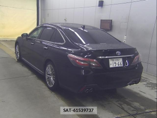 Toyota CROWN HYBRID 2021-01 7815062-4