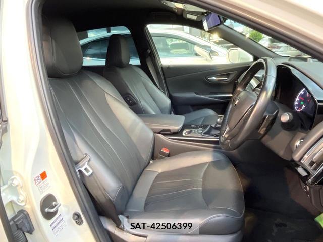 Toyota CROWN HYBRID 2019-09 7815141-7