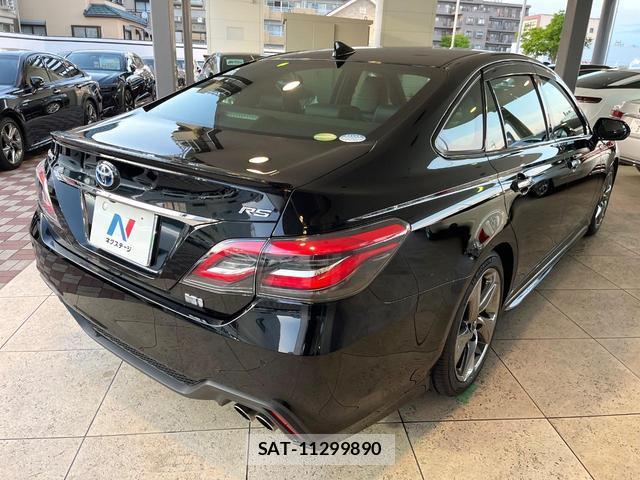 Toyota CROWN HYBRID 2018-08 7815205-16