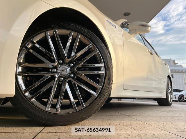 Toyota CROWN HYBRID 2016-10 7815207-12