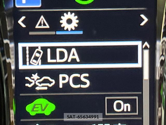 Toyota CROWN HYBRID 2016-10 7815207-3