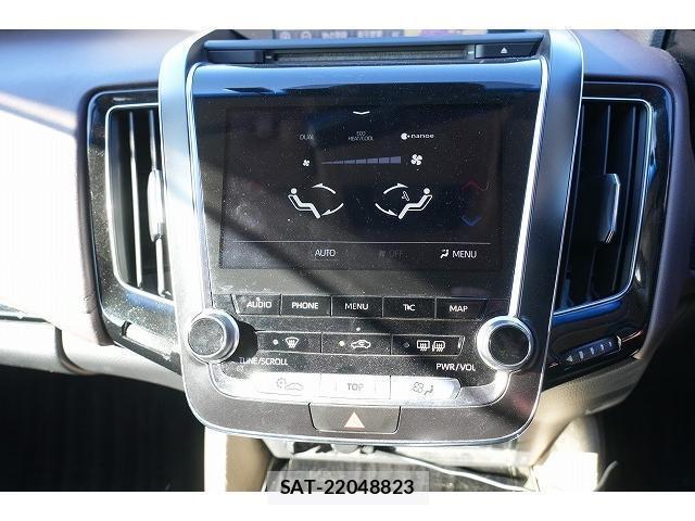 Toyota CROWN HYBRID 2018-06 7815583-12