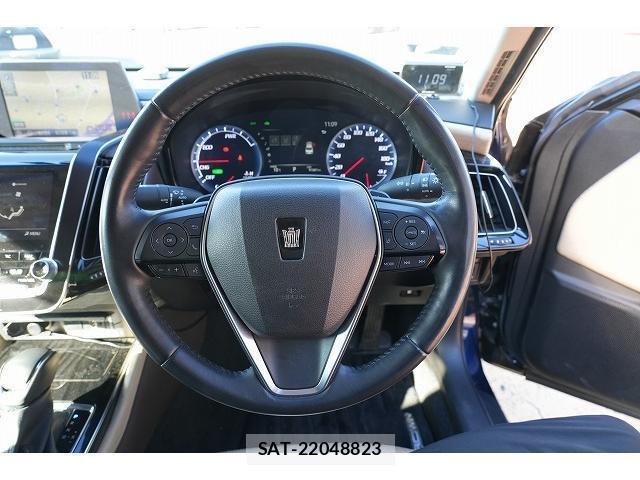 Toyota CROWN HYBRID 2018-06 7815583-2
