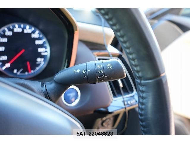 Toyota CROWN HYBRID 2018-06 7815583-5