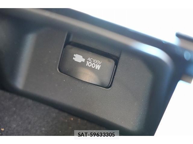 Toyota CROWN HYBRID 2019-04 7815695-15