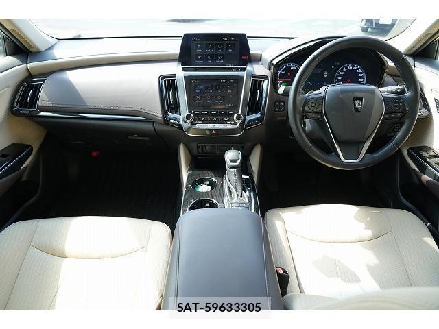 Toyota CROWN HYBRID 2019-04 7815695-2