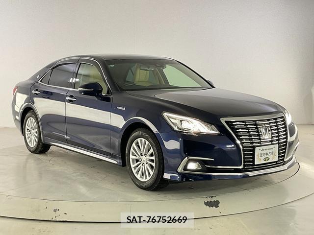Toyota CROWN HYBRID 2018-03 7816536-7