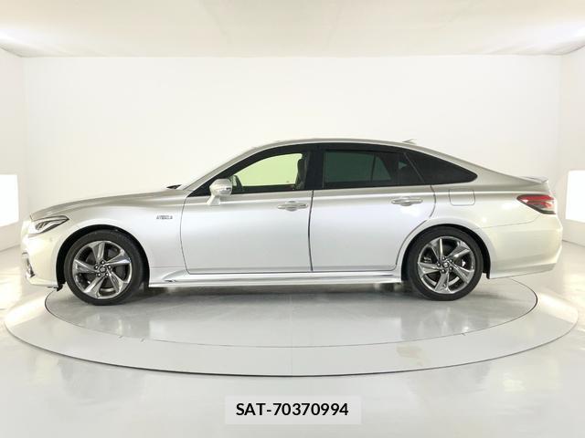 Toyota CROWN HYBRID 2018-09 7816547-3