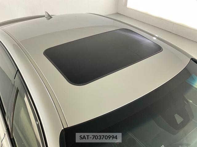 Toyota CROWN HYBRID 2018-09 7816547-8