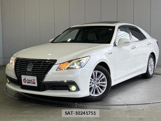 Toyota CROWN HYBRID 2014-09 7816862-0