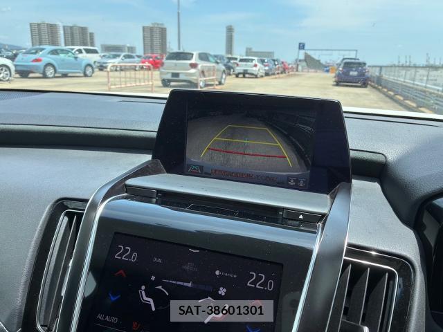 Toyota CROWN HYBRID 2019-04 7817267-12