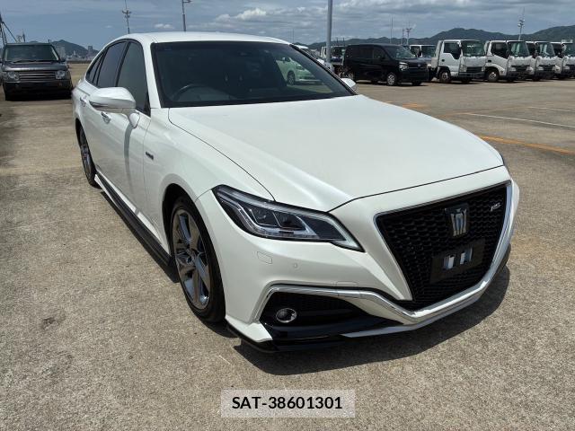 Toyota CROWN HYBRID 2019-04 7817267-6
