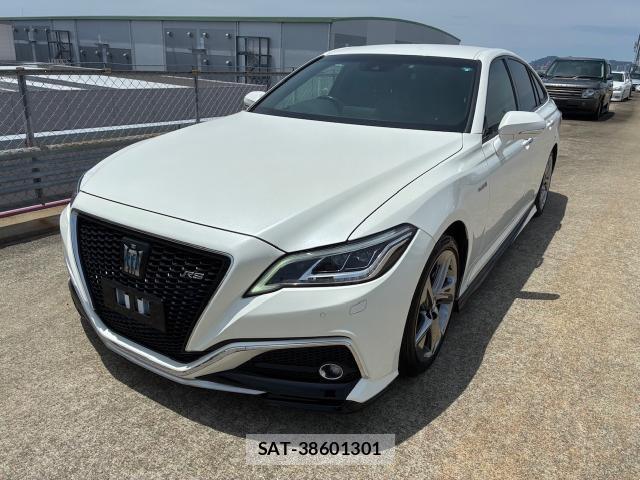 Toyota CROWN HYBRID 2019-04 7817267-7