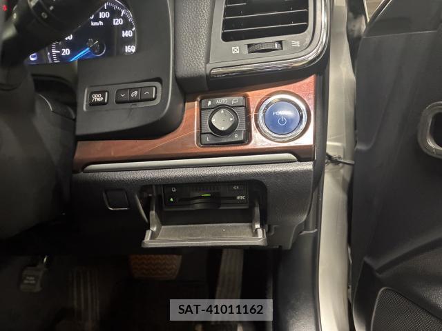 Toyota CROWN HYBRID 2015-06 7817326-18
