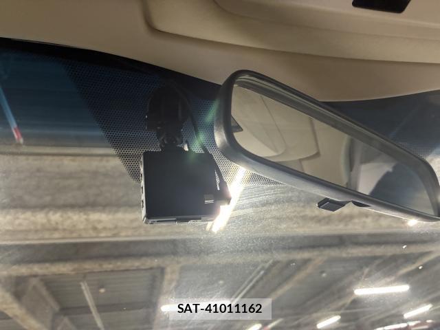 Toyota CROWN HYBRID 2015-06 7817326-19